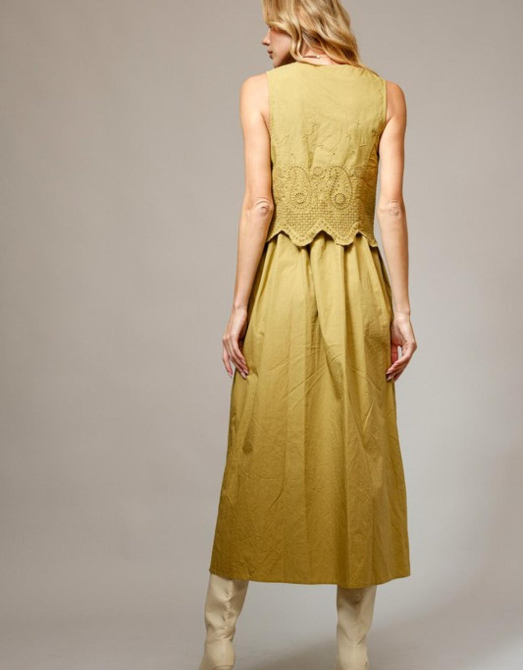 Willow Dress  40% off with code Summer2025